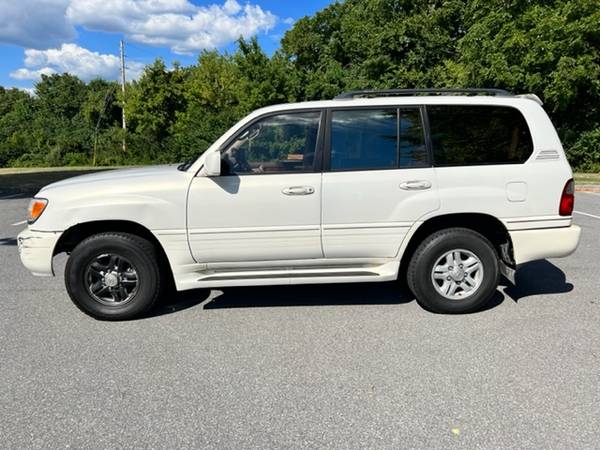 2002 Lexus LX 470 4WD - Fully Loaded, Runs Great, well maintained for sale in Bethlehem, PA – photo 8