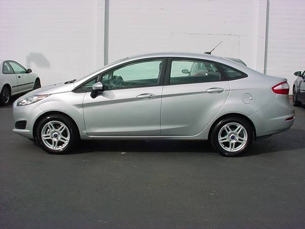 2017 FORD FIESTA SE "ONE OWNER" for sale in Salem, OR – photo 8