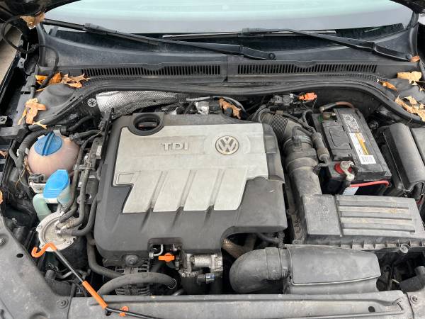 2012 Volkswagen VW Mk6 Jetta TDI Manual 6 Speed - - by for sale in Lincoln, NE – photo 14
