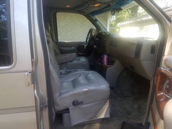 Chevy high top van for sale in Indianapolis, IN – photo 4