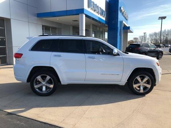 2014 Jeep Grand Cherokee Overland - SUV - cars & trucks - by dealer... for sale in Manitowoc, WI – photo 5