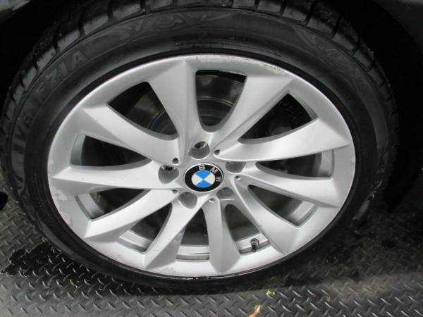 2013 BMW 3 Series 328i xDrive AWD 4dr Sedan - - by for sale in Fairfield, OH – photo 17