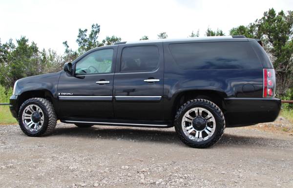 2008 GMC YUKON XL DENALI*6.2L V8*20" XD's*BLACK LEATHER*MUST SEE!!! for sale in Liberty Hill, TX – photo 5
