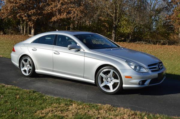 2011 Mercedes-Benz CLS550 AMG - cars & trucks - by dealer - vehicle... for sale in Kansas City, IA – photo 8