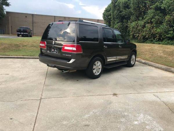2008 Lincoln Navigator Base 4dr SUV 4WD 155355 Miles for sale in Stone Mountain, GA – photo 9