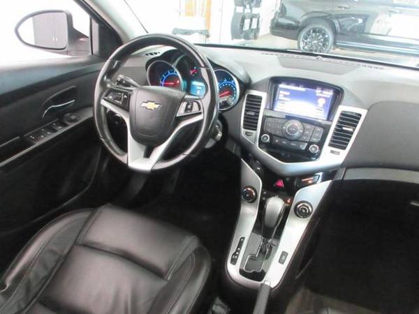 2015 CHEVROLET CRUZE PRICED BELOW KBB PRICE 10, 795 OUR PRICE - cars for sale in Green Bay, WI – photo 5