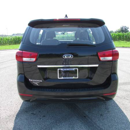 2016 KIA SEDONA L - cars & trucks - by dealer - vehicle automotive... for sale in Galion, OH – photo 5