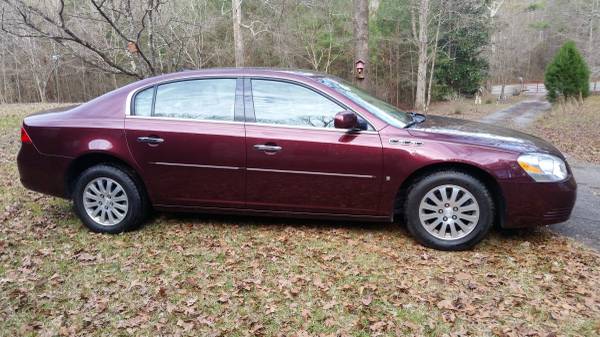 2007 Buick Lucerne, Original Owner, Excellent Condition - cars & for sale in Newnan, GA – photo 4