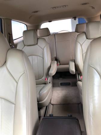 Buick Enclave CXL SUV, 6 Cyl 3.6 Tan Exterior with Beige Leather! for sale in Fort Lauderdale, FL – photo 12