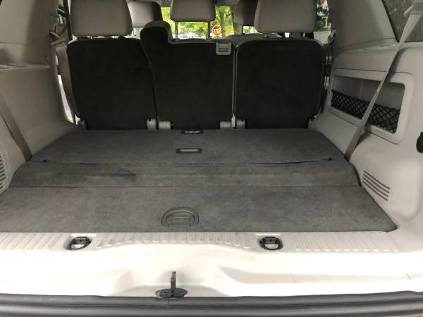 2004 Lincoln Aviator AWD Luxury, 3rd Row Seat, ONLY 52k Miles, 1 Owner for sale in Fresh Meadows, NY – photo 12