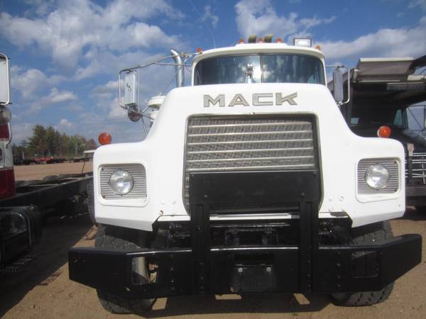 Mack RD688S Straight Truck - 116, 959 Miles - 7 Speed Transmission for sale in mosinee, WI – photo 12
