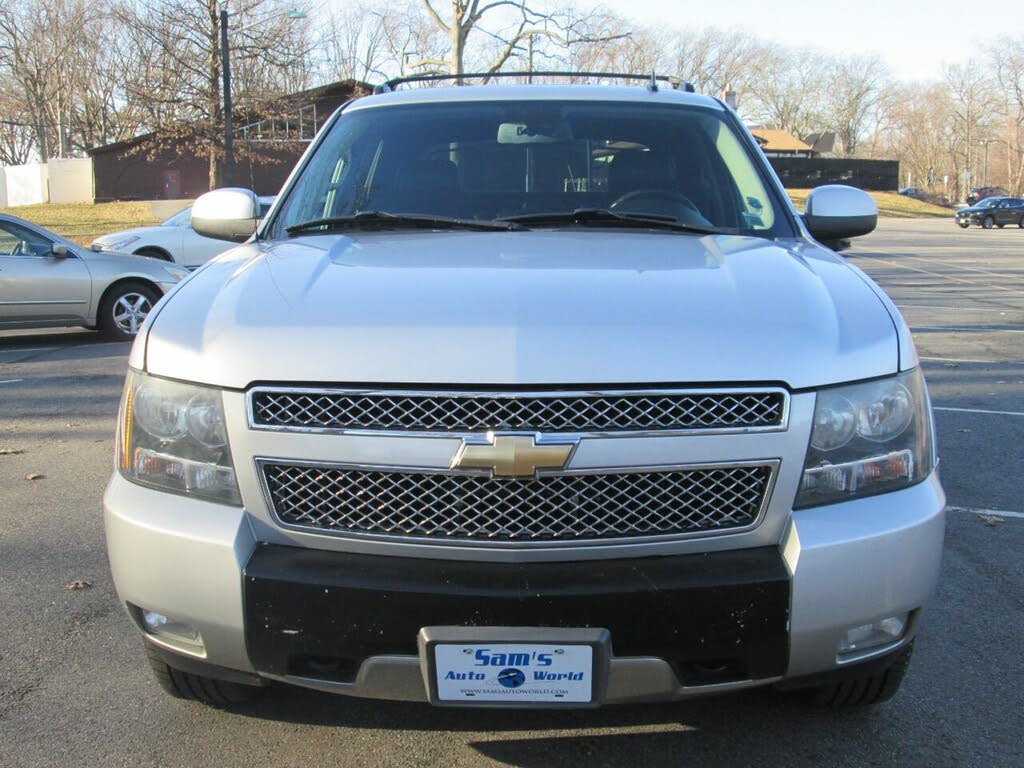 2011 Chevrolet Avalanche LT 4WD for sale in ROSELLE, NJ – photo 2