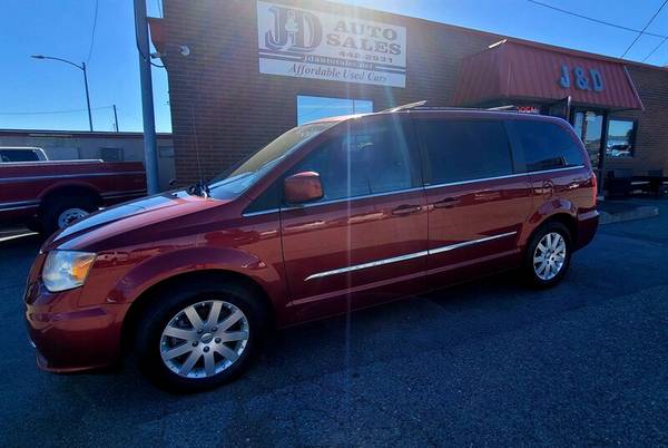 2014 Chrysler Town & Country - Loaded - - by dealer for sale in Helena, MT – photo 13