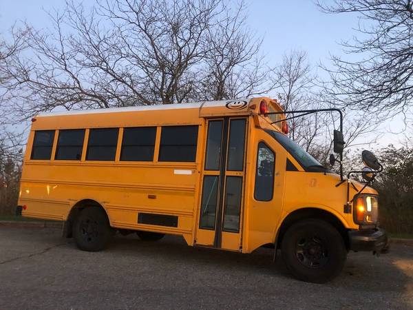 2002 GMC 3500 BUS - GREAT CONDITION - COMES SERVICED + INSPECTED!! -... for sale in Copiague, NY – photo 10