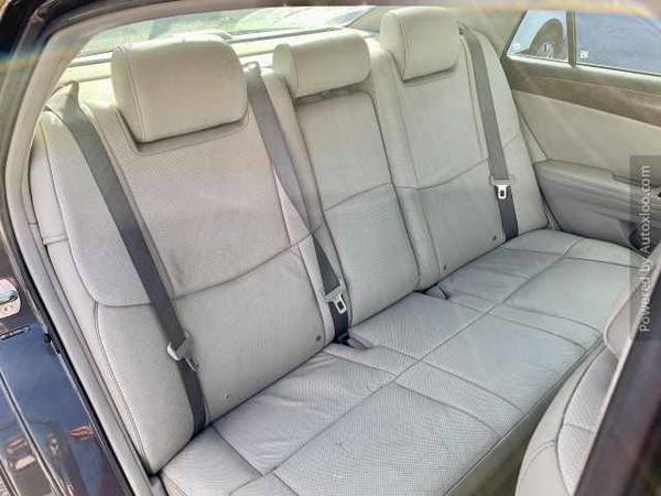 2011 Toyota Avalon Limited One Owner Limited for sale in Manchester, VT – photo 24