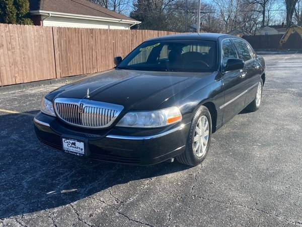 2010 Lincoln Town Car/super clean/Loaded/Cash Price! for sale in Springfield, MO – photo 14