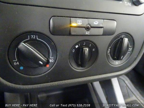 2007 Volkswagen Rabbit PZEV 5 Speed Manual PZEV 2dr Hatchback (2 5L for sale in Paterson, CT – photo 15