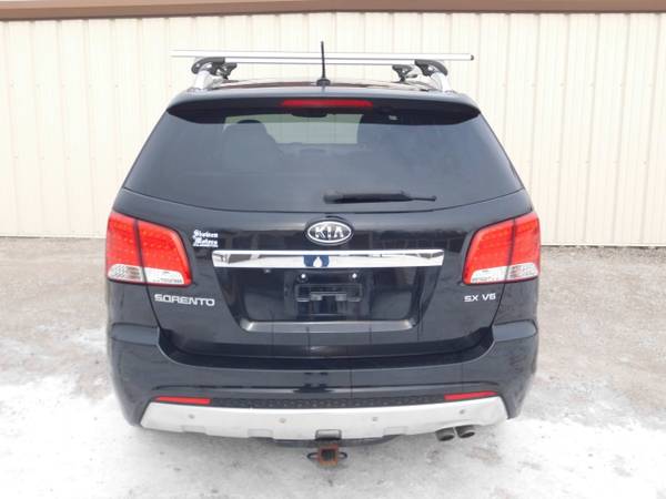 2011 Kia Sorento SX 2WD - - by dealer - vehicle for sale in Wilmington, OH – photo 6