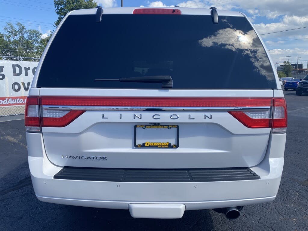 2017 Lincoln Navigator Select 4WD for sale in Port Huron, MI – photo 3