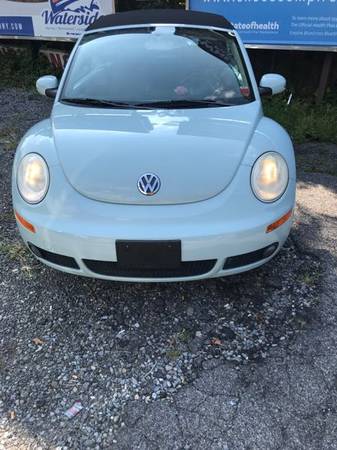 2006 Volkswagen bettle convertible 30000 miles !!!!! for sale in Dearing, NY