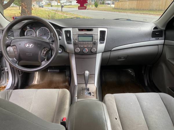 2009 HYUNDAI SONATA..130k - cars & trucks - by owner - vehicle... for sale in Toms River, NJ – photo 9