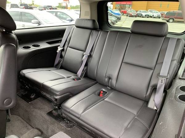 2010 Chevrolet Suburban LTZ,Loaded,Leather,Sunroof,Rear DVD! for sale in Lincoln, NE – photo 13