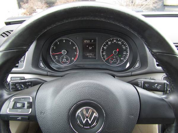 2015 VW Passat 1 8t Only 54k Miles - - by dealer for sale in Cedar Rapids, IA 52402, IA – photo 12