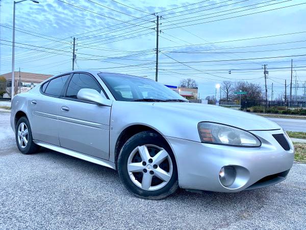 2006 Pontiac Grand Prix 3.8L - cars & trucks - by dealer - vehicle... for sale in Indianapolis, IN – photo 2