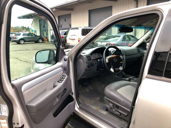 💥WELL MAINTAINED 2002 Mercury Mountaineer Premier 4X4 THIRD ROW... for sale in Salem, OR – photo 7