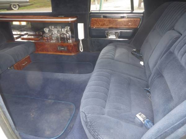 1988 Lincoln Town Car LIMO - - by dealer - vehicle for sale in Pensacola, FL – photo 21
