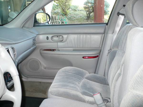*Low 30K Actual Miles* Loaded 2003 Buick Century Custom! Price Reduced for sale in South Allentown, PA – photo 18