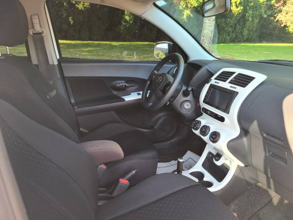2010 Toyota scion XD automatic low miles very nice for sale in Portland, OR – photo 9