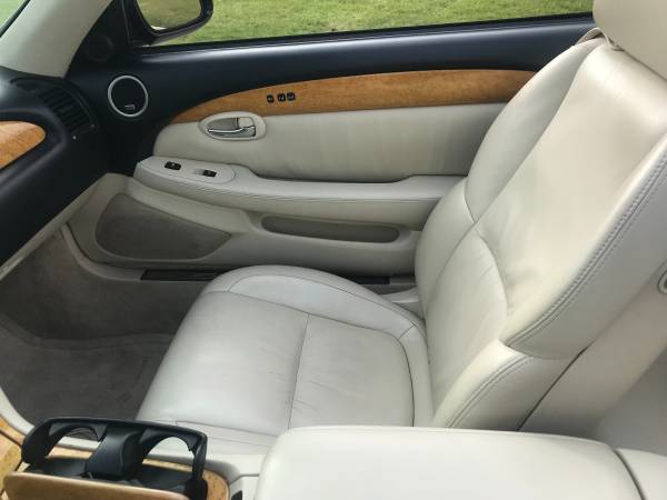 2004 LEXUS SC430 CONVERTIBLE - - by dealer - vehicle for sale in Cleveland, OH – photo 10