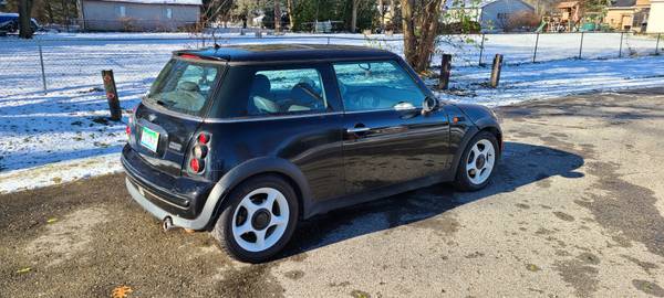 2003 Mini Cooper - cars & trucks - by owner - vehicle automotive sale for sale in Clinton Township, MI – photo 2