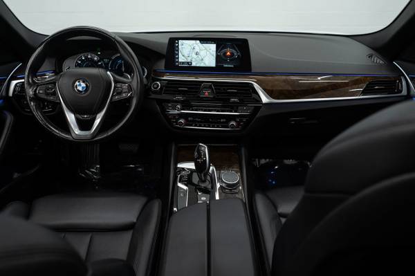 2018 BMW 5 Series 530e xDrive iPerformance Plug-In - cars & for sale in Gaithersburg, District Of Columbia – photo 11