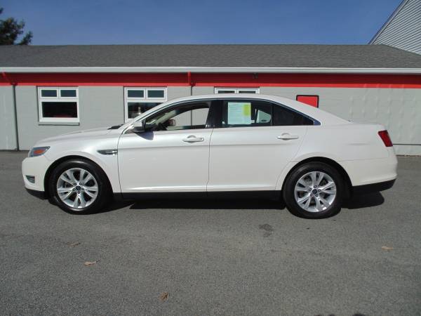 2011 Ford Taurus SEL for sale in Hanover, MA – photo 4