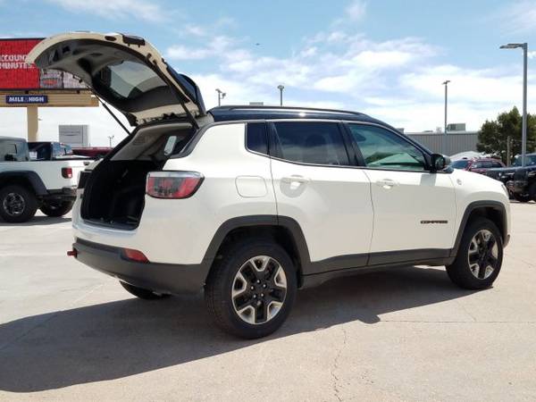 2018 Jeep Compass Trailhawk 4x4 4WD Four Wheel Drive SKU:JT441765 for sale in Englewood, CO – photo 6