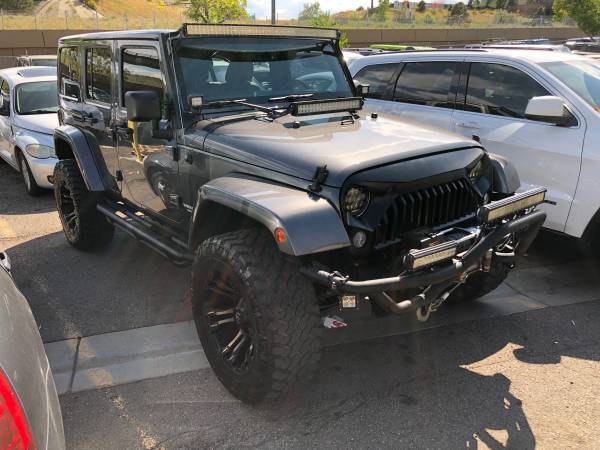 Lifted 2014 Jeep Wrangler Unlimited Rubicon 4WD V6 for sale in Denver , CO