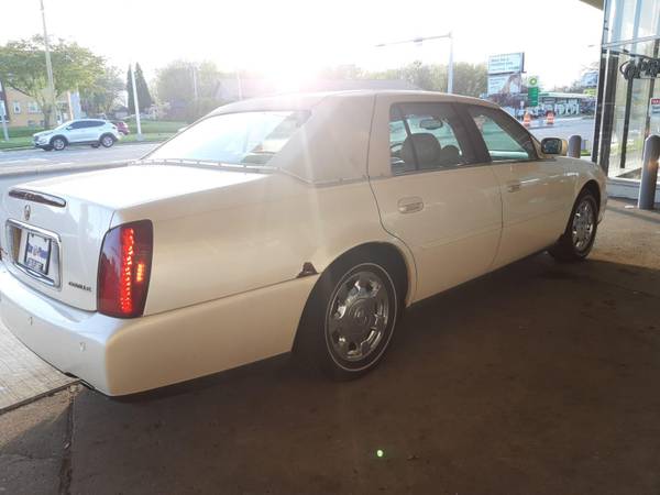 2002 CADILLAC DEVILLE - - by dealer - vehicle for sale in milwaukee, WI – photo 6