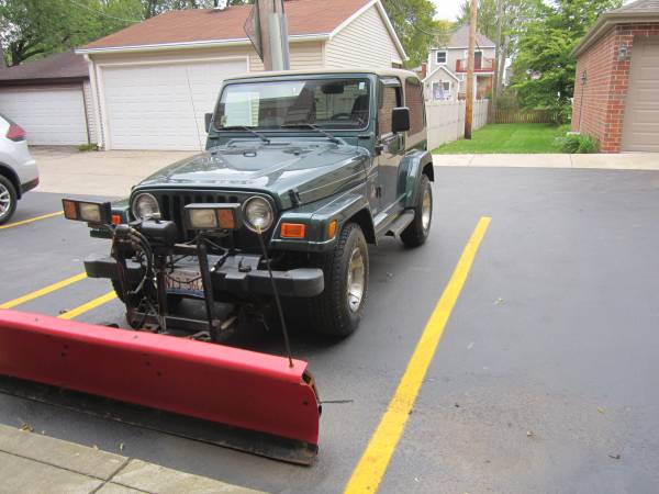 2000 JEEP WRANGLER WITH SNOW PLOW for sale in Park Ridge, IL – photo 2