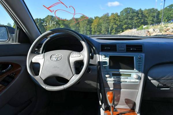 2009 Toyota Camry XLE - - by dealer - vehicle for sale in Naugatuck, CT – photo 18
