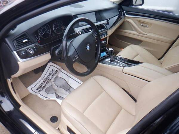 2011 BMW 5 Series 535i xDrive - cars & trucks - by dealer - vehicle... for sale in URBANDALE, IA – photo 4