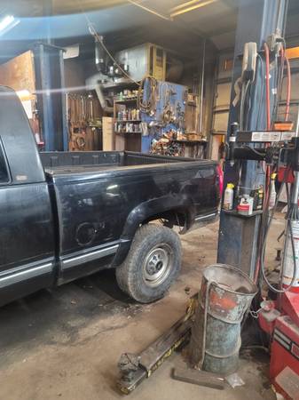 1998 CHEVY 2500 PICK UP WITH 8 FOOT WESTERN SNOW PLOW - cars & for sale in Cold Spring, NY – photo 8