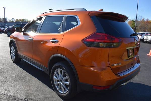 2017 Nissan Rogue charcoal for sale in Syracuse, NY – photo 5