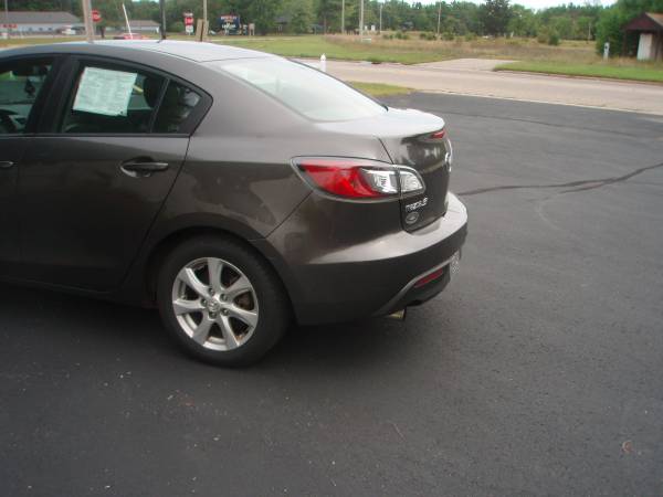 2010 Mazda 3 for sale in Wisconsin Rapids, WI – photo 3