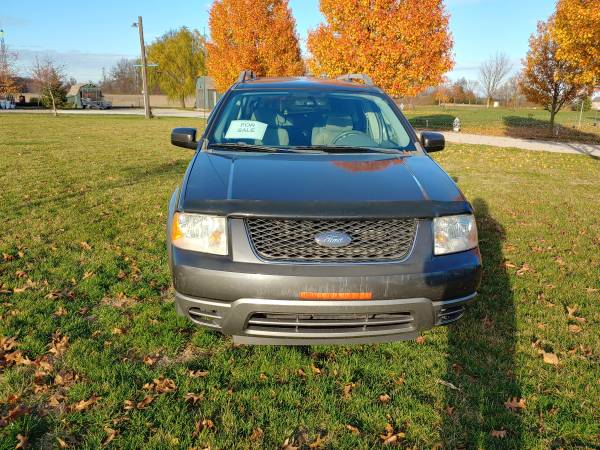 2007 Ford Freestyle - cars & trucks - by owner - vehicle automotive... for sale in Ossian, IN – photo 2
