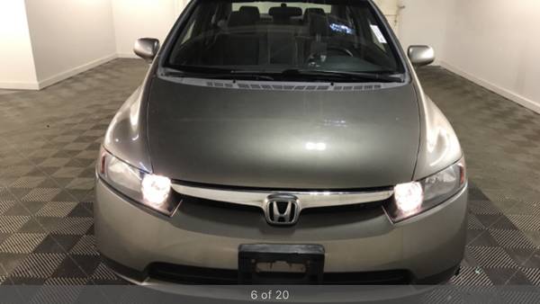2010 Honda Civic, 4 cylinders gas saver for sale in Bronx, NY – photo 3