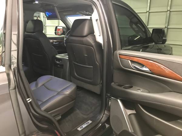 2016 Cadillac Escalade Premium, Navigation, Rear DVD, Still Under Warr for sale in Woodway, TX – photo 11