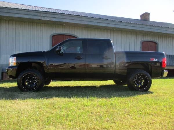 LIFTED 2011 CHEVY SILVERADO 1500 LTZ 4X4 20" FUEL WHEELS NEW 33'S L@@K for sale in KERNERSVILLE, NC – photo 9