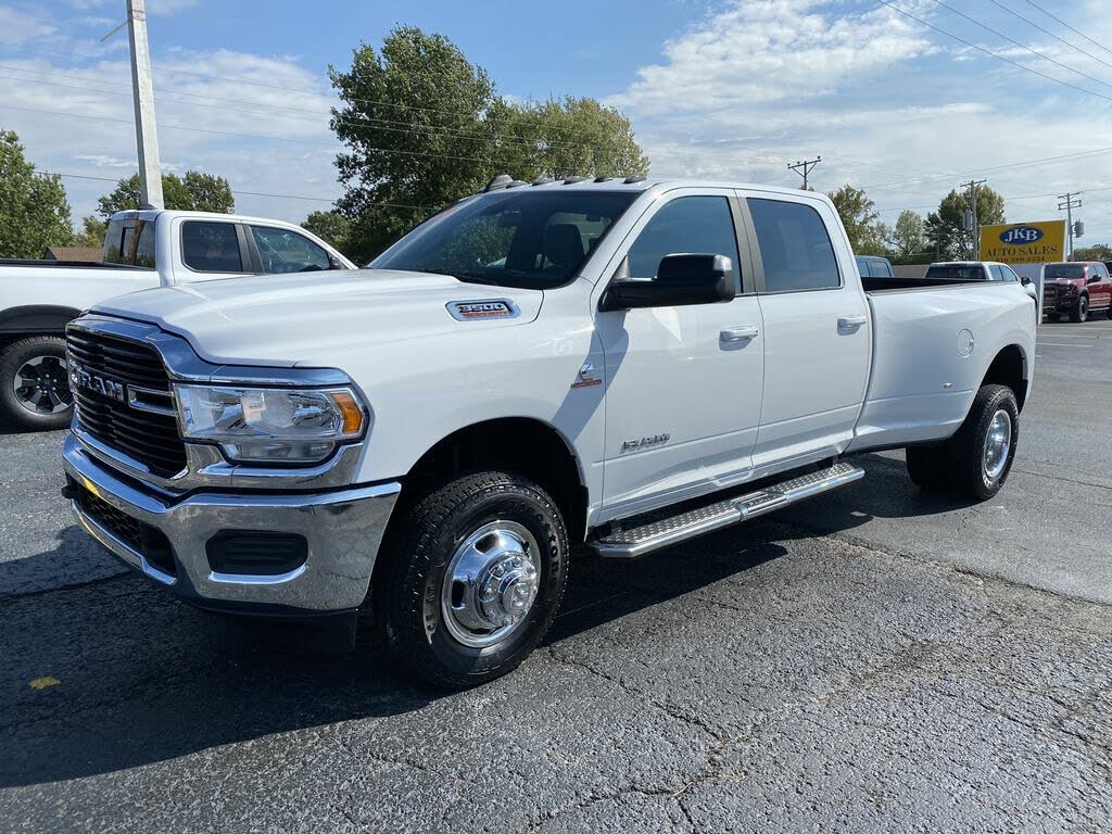 2021 RAM 3500 Big Horn Crew Cab LB DRW 4WD for sale in Harrisonville, MO